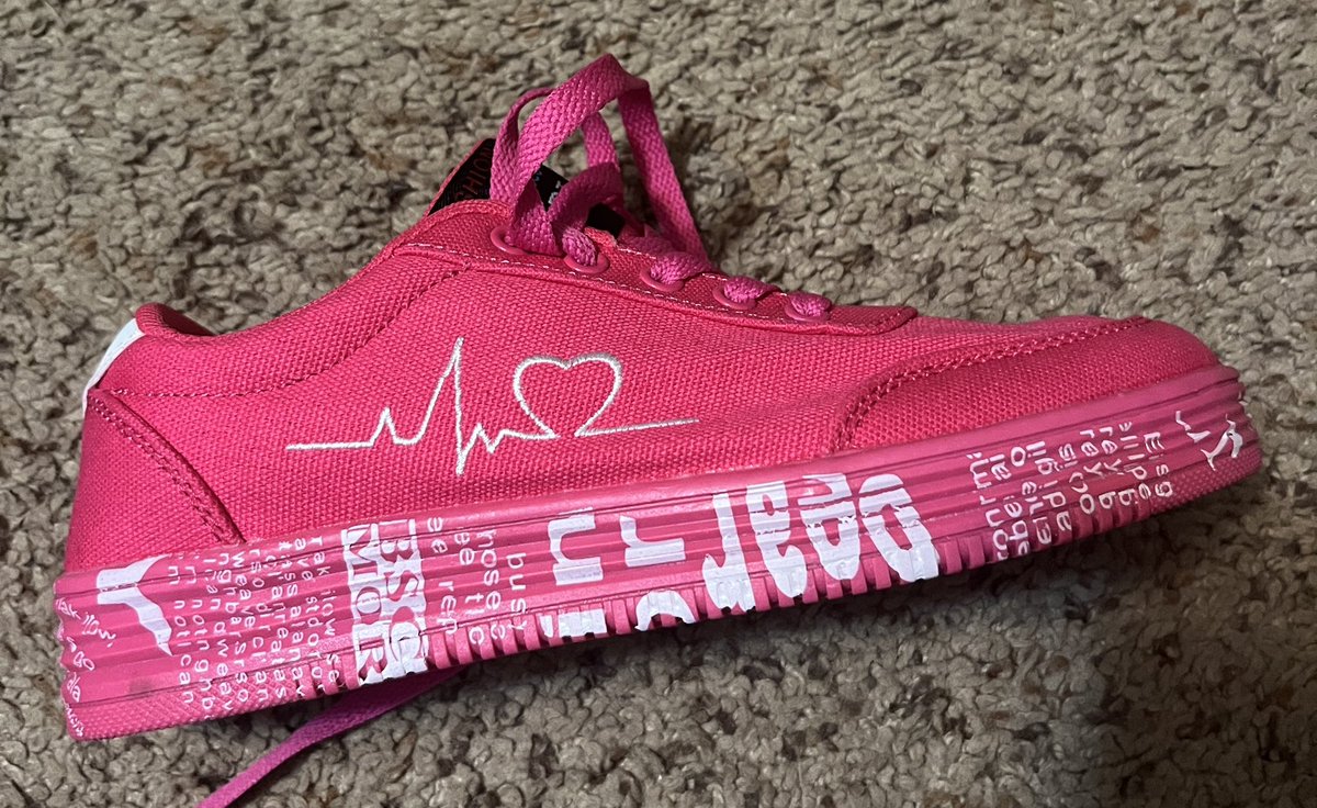 CandiceSayTweet's tweet photo. I found the perfect shoes to show how much I 🩷 working on (tech) in healthcare. #heartECG #UnitedRegional #WichitaFalls #LoveWhatYouDo https://t.co/tnQBX6pIu0