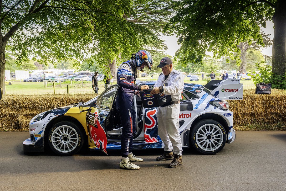 FordPolska's tweet photo. #FordPolska | Ford na @fosgoodwood 2024
▫️Niedziela na Festiwalu Prędkości…
#PumaRally1 Hybrid https://t.co/Lj1HGS3ghG