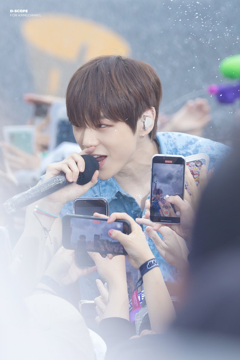 DanikScope's tweet photo. 240713 WATERBOMB HUKUOKA 2024 HQ

My STAR⭐️

#강다니엘 #KANGDANIEL https://t.co/pWJPazhLuB