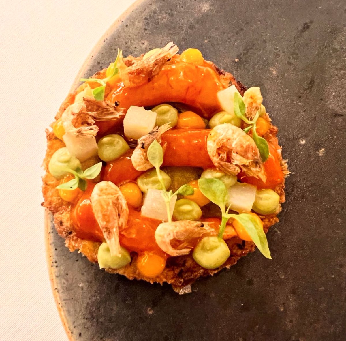 lsuarezdelezo's tweet photo. El restaurante gastronómico #SolPost, en el Hotel Cala Saona, tiene mucho recorrido y futuro. Un cocinero salvadoreño y otro catalán, combinan ambas cocinas y tradiciones con el producto local de la isla.

Bien por el trabajo de Joan Costa, dirigiendo a Mauro Rivas y Armand Vidal https://t.co/1vzkaO4McR