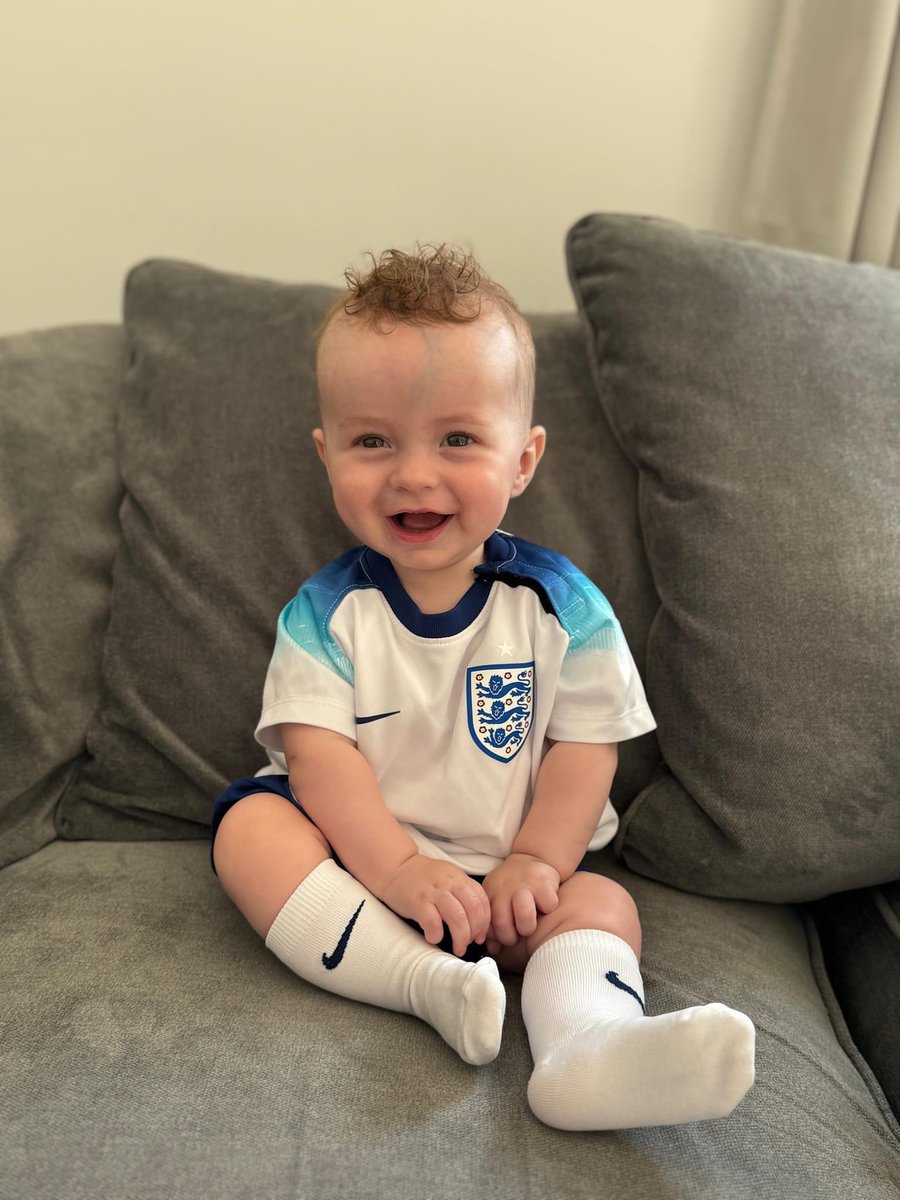 #SSNThreeLions 
ROMAN