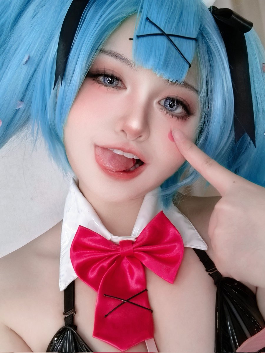 _Amadeusu_'s tweet photo. 兔子洞好洗脑 https://t.co/HzXtyfykl9