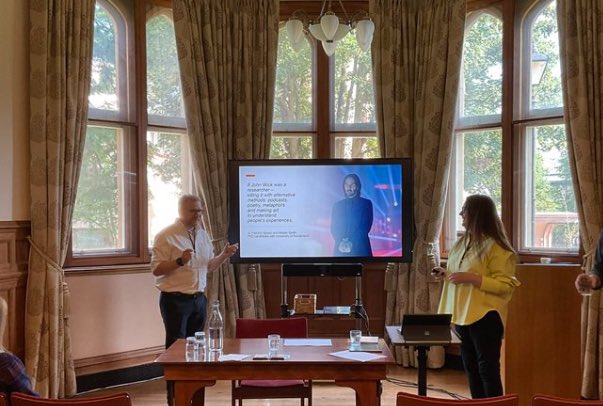 Jo Fletcher-Saxon 🎙️ #EdPodFest (@jfletchersaxon) on Twitter photo Hands on session sharing some creative research methods <a href="/ARPCEresearch/">ARPCE</a> <a href="/HMCOxford/">Harris Manchester</a>
Double act! “If John Wick was a researcher-killing it with alternative methods: podcasts, poetry, metaphors and making art to understand people’s experiences”
#CRMethods #phdvoice
<a href="/alistairteaches/">Alistair Smith</a> Hands on session sharing some creative research methods <a href="/ARPCEresearch/">ARPCE</a> <a href="/HMCOxford/">Harris Manchester</a>
Double act! “If John Wick was a researcher-killing it with alternative methods: podcasts, poetry, metaphors and making art to understand people’s experiences”
#CRMethods #phdvoice
<a href="/alistairteaches/">Alistair Smith</a>