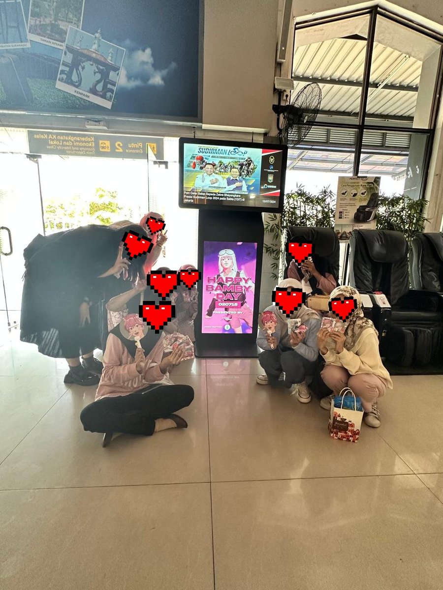 PLLI_JATIM's tweet photo. 🎉 𝐁𝐚𝐦𝐛𝐲'𝐬 𝐁𝐝𝐚𝐲 𝐚𝐝𝐬 𝐡𝐮𝐧𝐭𝐢𝐧𝐠 𝐬𝐮𝐜𝐜𝐞𝐬 ✅

Thanks for all of Plli-deul's participation, see you at the next event 🩷

And also thanks to @silvervenus_ for the ads project 🤘🏻 #BAM2DWORLD 

#PLAVE #BAMBY #MY_SWEETIE
#HAPPY_BAMBY_DAY https://t.co/iPwmduUhKa