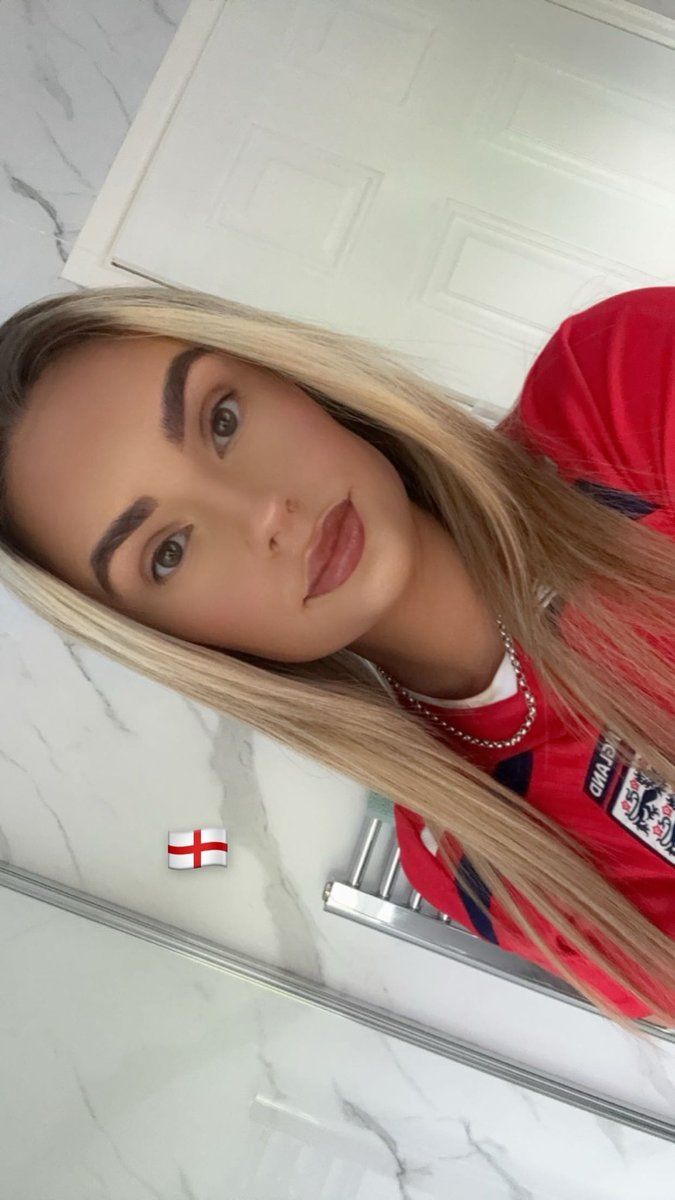 keyshamackie's tweet photo. COME ON LADSSSSS 🏴󠁧󠁢󠁥󠁮󠁧󠁿 https://t.co/lEVBCDFUDb