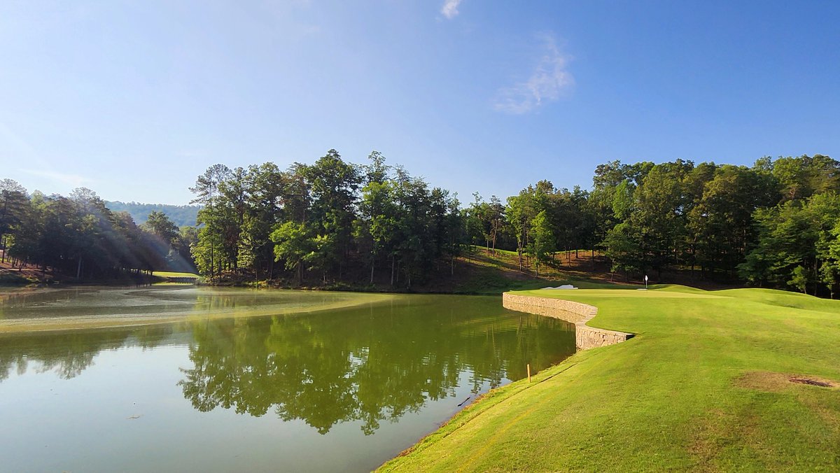 standardkev's tweet image. A warm, Member/Member, Sunday morning.
#TheLegacyCourse 
#AlabamaSummer