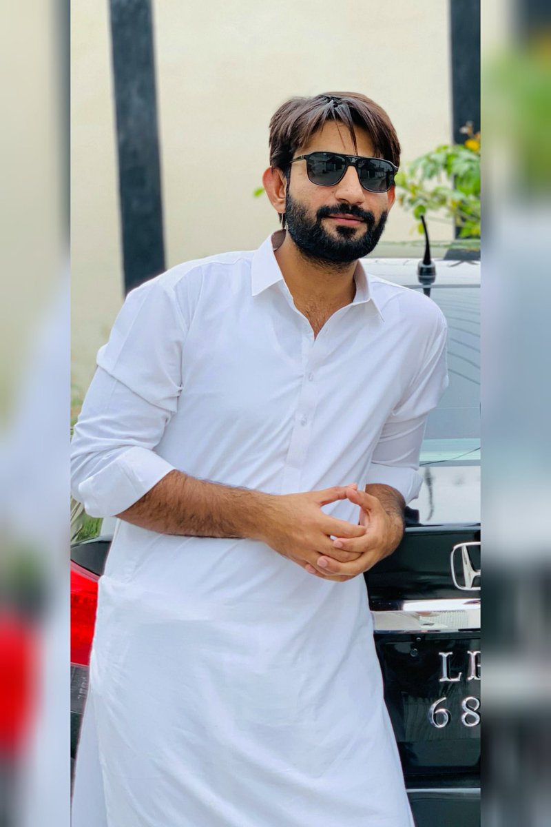 Zee__shn's tweet photo. تجھ کو دیکھا تو سیر چشم ہوئے
 تجھ کو چاہا تو اور چاہ نہ کی۔ https://t.co/zVVVoaTYjX