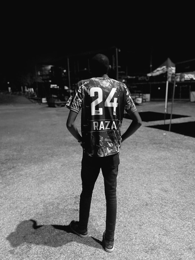 LangtonKuda's tweet photo. A special shout out to @SRazaB24 for the @BulawayoBraves jersey wakaipa. Thank you @OraclesportZ for the Win. #TeamRaza https://t.co/CbRpW7FUDh