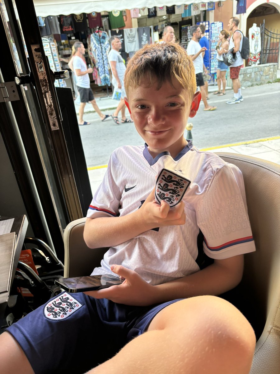 hayley stacey tweet media