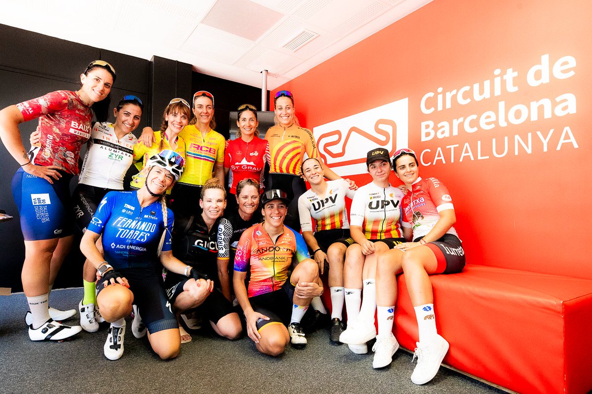 🏆 Laura Rodríguez ha aconseguit la victòria a la Copa Catalana Fèmines <a href="/BiCircuit/">BiCircuit</a> disputada al <a href="/Circuitcat_cat/">Circuit de Barcelona-Catalunya</a>!

🚴‍♀️ El ciclisme femení ha tornat brillar en un escenari emblemàtic!

+ info 👉 ciclisme.cat/noticies/carre…

📸: <a href="/xevi_planas_/">Xevi Planas</a>