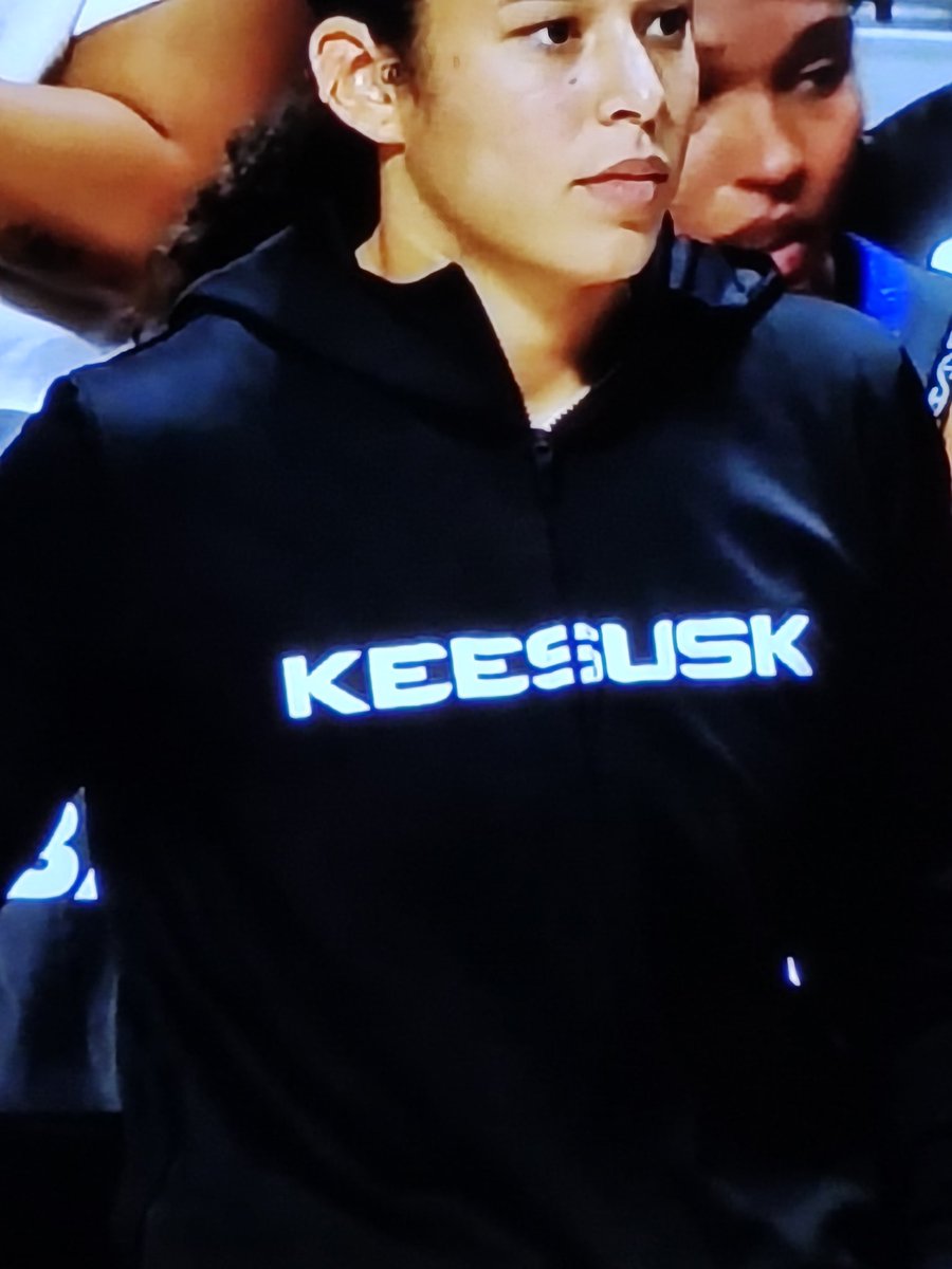 So this top not available? These and those warmup tops are 🔥🔥🔥🔥 but not sold or what?

<a href="/ConnecticutSun/">Connecticut Sun</a> <a href="/CTSunPR/">Connecticut Sun PR</a>