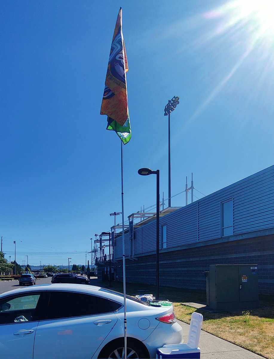 LET'S GO HOPS!!!

Come grab a piece of cheesecake and an ice cold water before the gates open!!! #AllHoppedUp #5ection