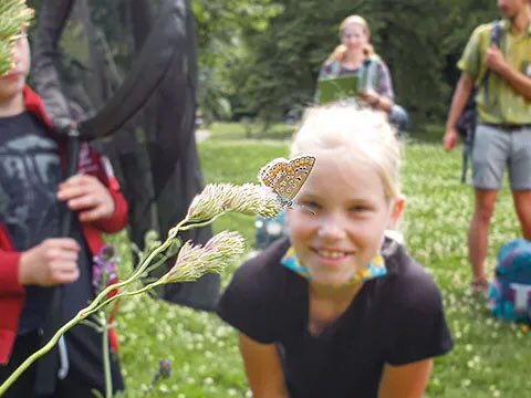 Aletta Bonn (@alettabonn) on Twitter photo Interessiert an #CitizenScience #Biodiversität #postdoc am <a href="/UFZ_de/">UFZ</a> <a href="/idiv/">iDiv Biodiversity Research</a> ? 🦋
Hier bis 2️⃣3️⃣ Juli bewerben👇
@CitSciZurich <a href="/CSAustria/">Citizen Science Network Austria</a> <a href="/mitforschen/">mit:forschen! Gemeinsam Wissen schaffen</a> <a href="/EuCitSci/">European Citizen Science Association</a> @GfoeSoc <a href="/_CitizenScience/">OeAD Citizen Science</a> Interessiert an #CitizenScience #Biodiversität #postdoc am <a href="/UFZ_de/">UFZ</a> <a href="/idiv/">iDiv Biodiversity Research</a> ? 🦋
Hier bis 2️⃣3️⃣ Juli bewerben👇
@CitSciZurich <a href="/CSAustria/">Citizen Science Network Austria</a> <a href="/mitforschen/">mit:forschen! Gemeinsam Wissen schaffen</a> <a href="/EuCitSci/">European Citizen Science Association</a> @GfoeSoc <a href="/_CitizenScience/">OeAD Citizen Science</a>