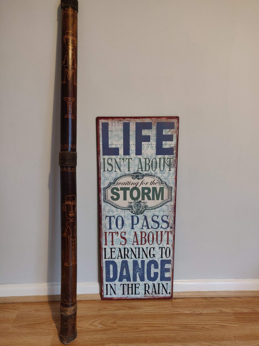 Johnny Blue tick tweet media