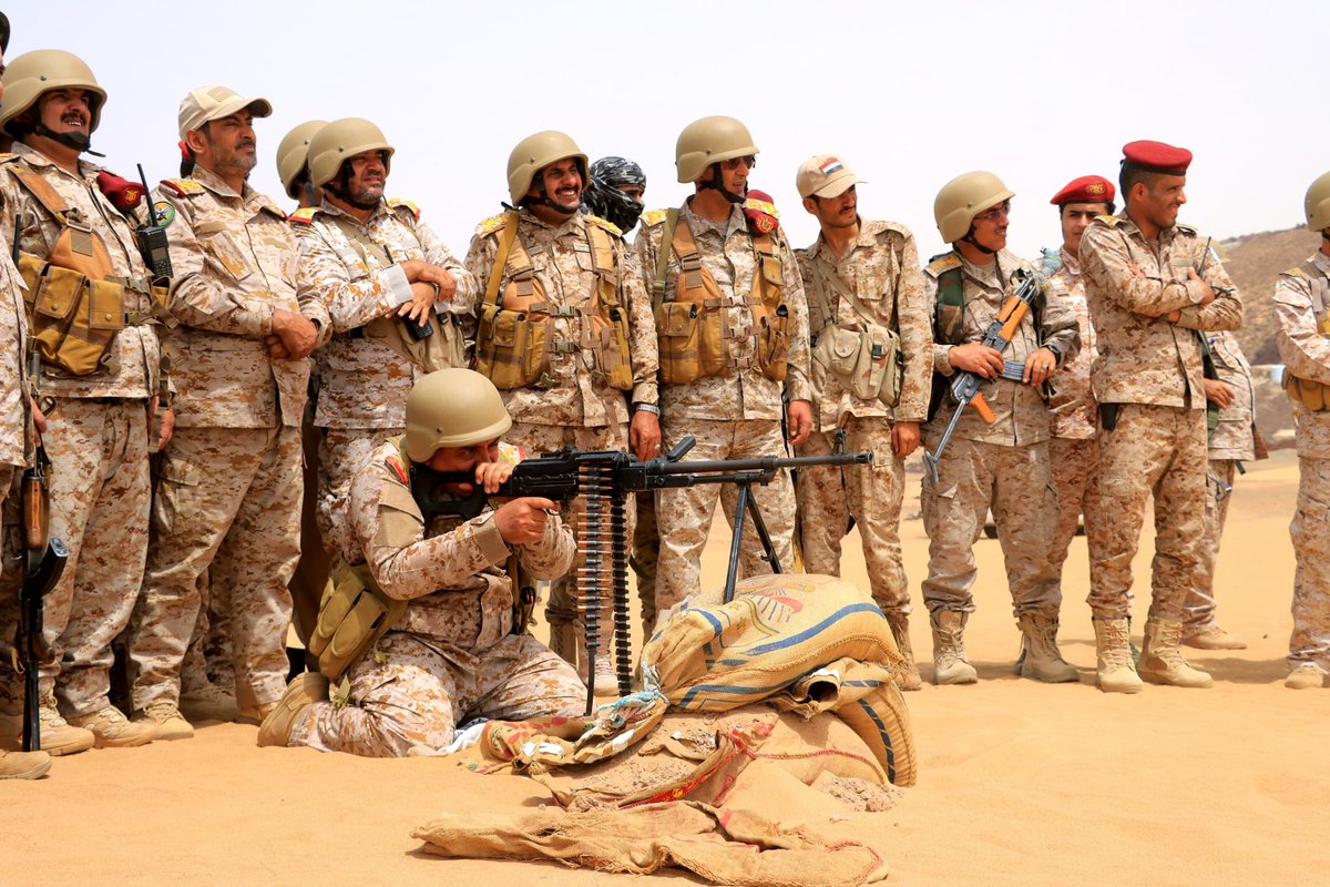 رئيس الأركان يشهد تنفيذ مشروع الرماية بالذخيرة الحية لقيادات هيئة الإسناد اللوجستي