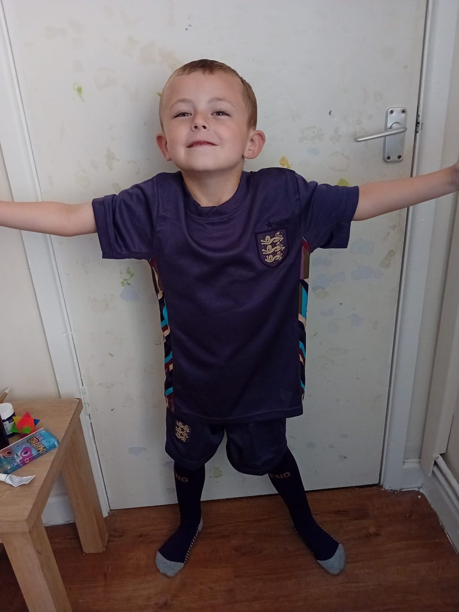 lee mullin tweet media