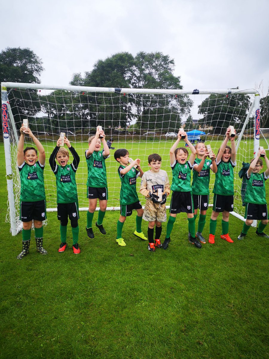 𝙃𝙚𝙧𝙤𝙣 𝙅𝙪𝙣𝙞𝙤𝙧 𝙁𝙤𝙤𝙩𝙗𝙖𝙡𝙡 𝘾𝙡𝙪𝙗 tweet media