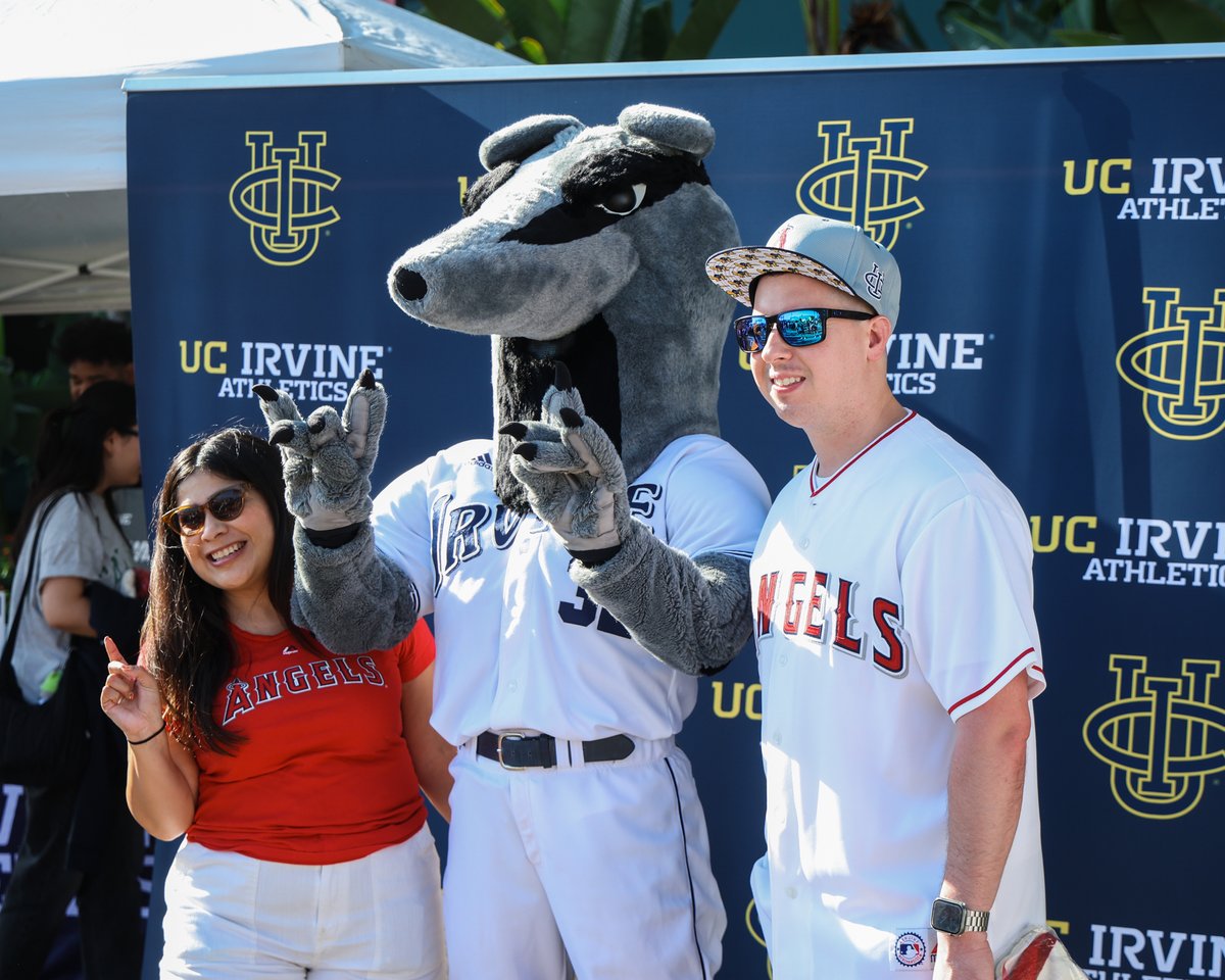 UCIAthletics's tweet photo. Another successful UCI Night at Angel Stadium! 3 years... 3 wins. Thank you to everyone who came and showed off your #UCIPride. Until next year!! 🙌 

#TogetherWeZot | #RipEm https://t.co/MduniOTZ5y