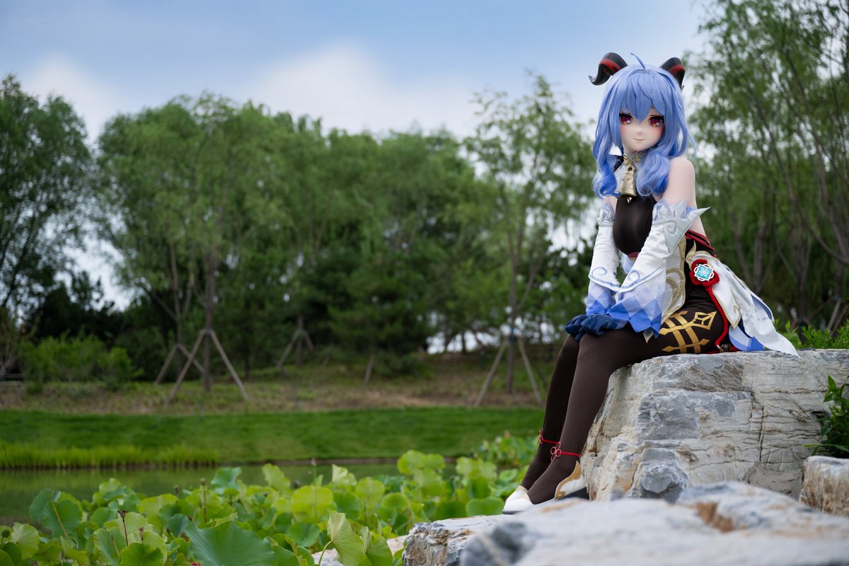 荷花池边的甘雨
📸 <a href="/TOTeract/">eractTOT</a>