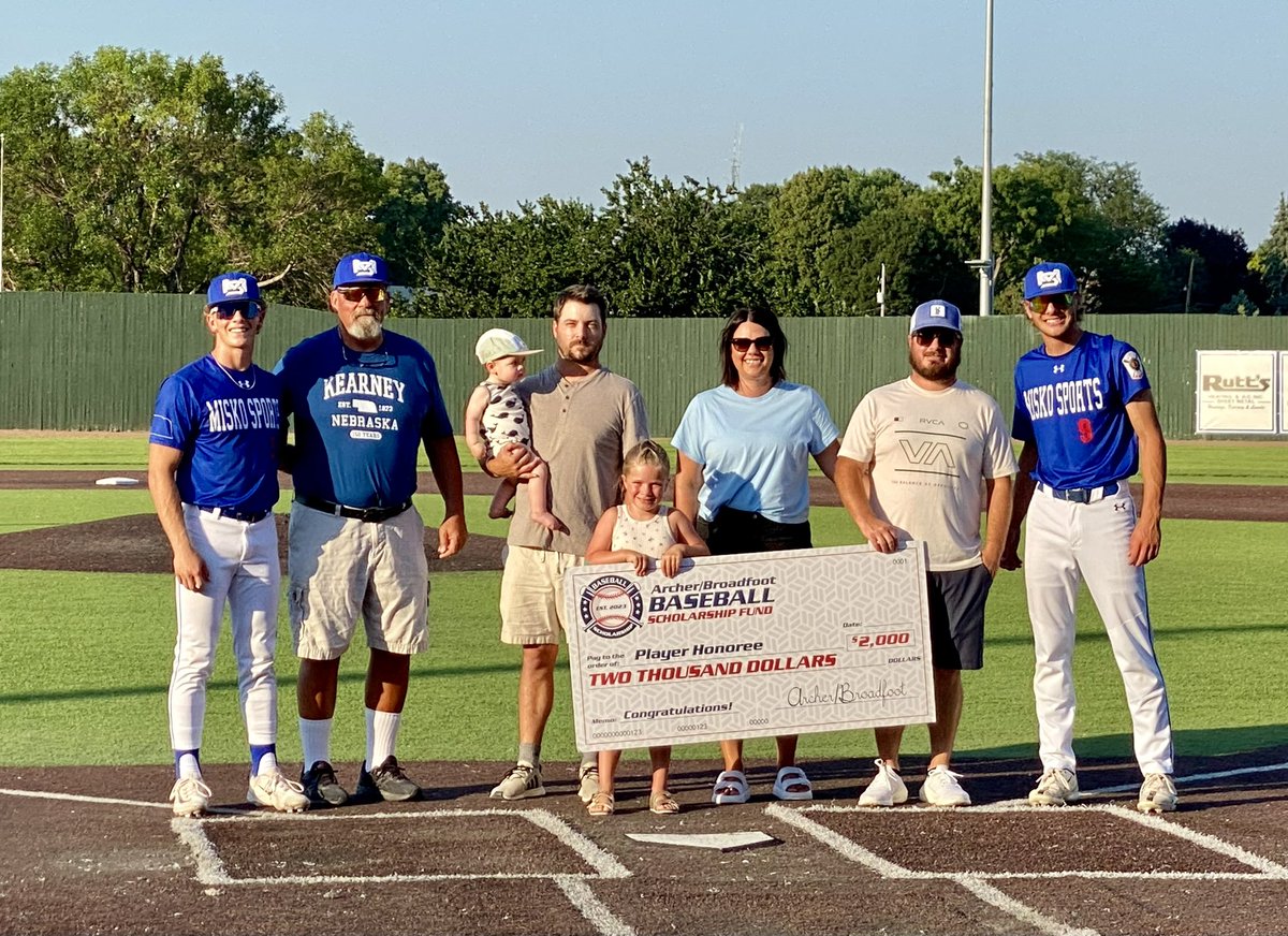 Last night, Coach Archer and the Broadfoot family presented their first annual scholarship to two graduating seniors. This years recipients were Kaleb Larson and Jase Blattner. Thank you Coach Archer and the Broadfoot family for your continued support of Kearney Legion Baseball!!