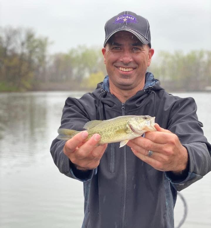 EndWokeness's tweet photo. Dear @JoeBiden,

This is Corey Comperatore. He was a dad, a husband, and a fire chief. He gave his life to protect his wife and daughter.

You called this man a dangerous threat to democracy & an extremist who thrives in darkness, fear, and lies.

Yesterday, your supporter kiIIed him.

Will you say his name, Joe?