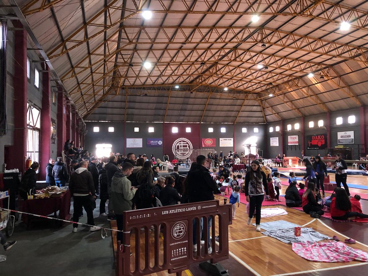 AleRellan's tweet photo. Felicitaciones a Gimnasia Artisrica por la realizacion del Torneo "Amistad Granate". Felicitaciones a los dirigentes y Profesores.
@CoordinacionCAL @AdrianEspecie https://t.co/umwNNbMoJ6
