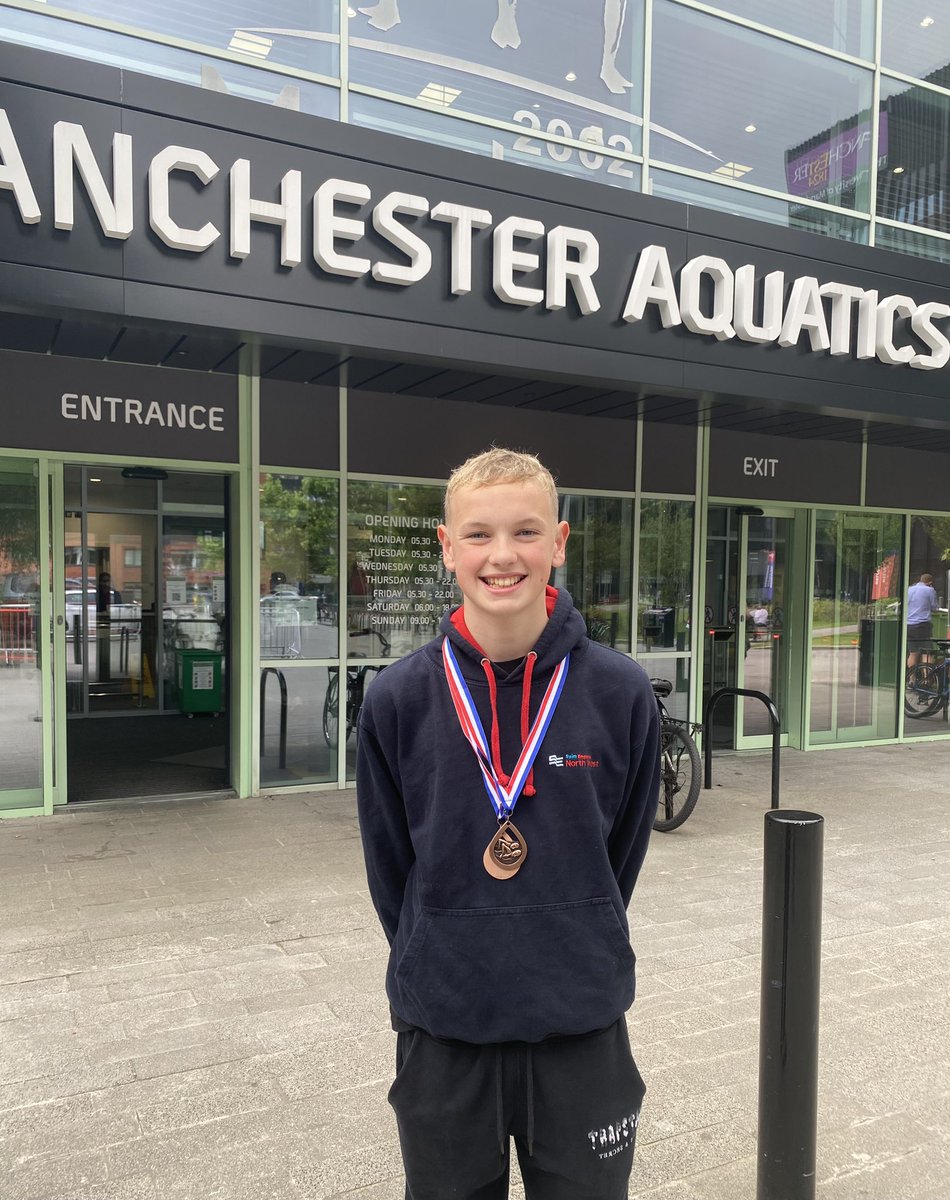 Dexter Diver tweet media