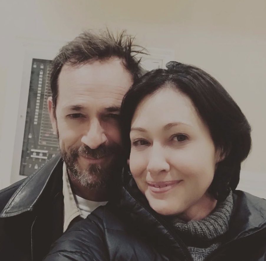 ClaydenBeauty18's tweet photo. Love that they remained close post 90210. Together in the sky now.🕊️ #RipLukePerry #RIPShannenDoherty https://t.co/wBrkosEKBp
