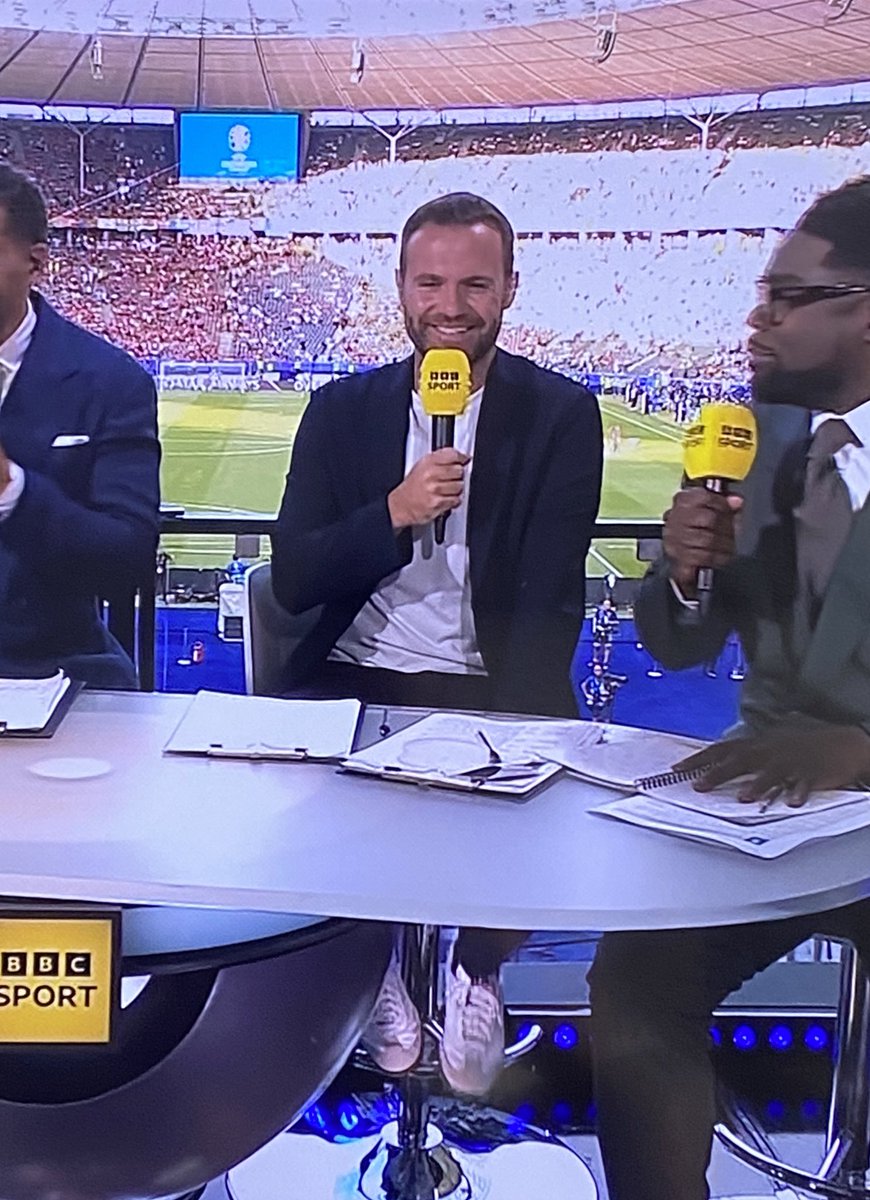 og87's tweet image. Our Gaffer on the main stage finally getting his chance #watfordfc #watford