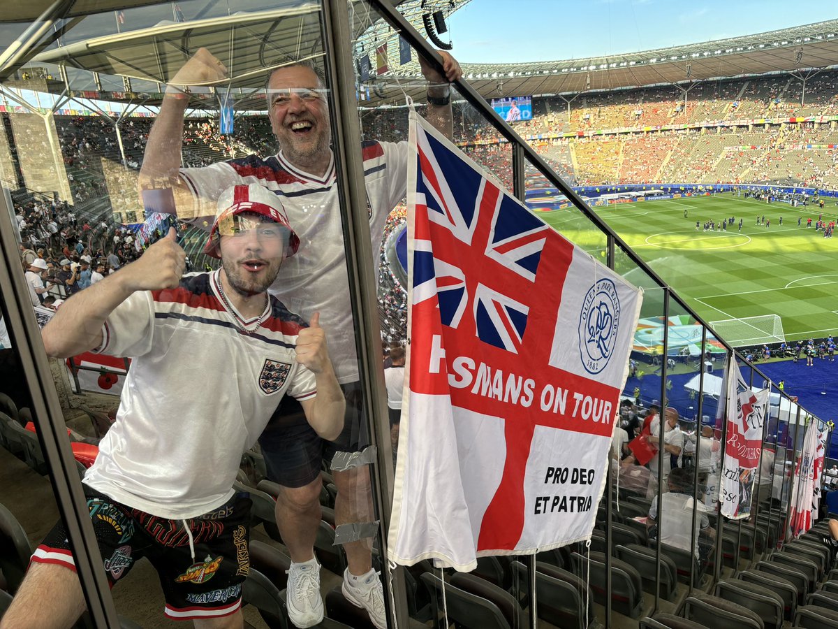 Spending a lovely Sunday at/ evening with my lad in Berlin