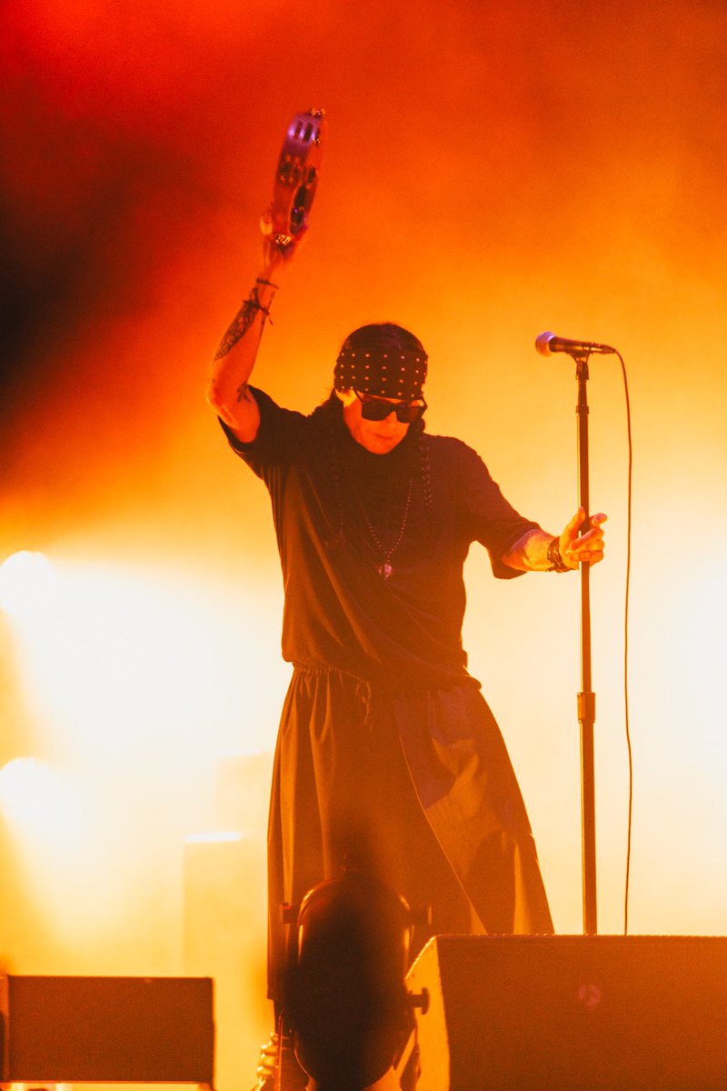 Los legendarios <a href="/officialcult/">THE CULT</a> nos ha regalado una actuación inolvidable esta noche, llenando el aire de pura energía y rock del bueno. 🎸🔥
 Y ahora toca descansar. Nos vemos el martes con <a href="/wos/">Colin</a>.ds3 y @laplatasanta.