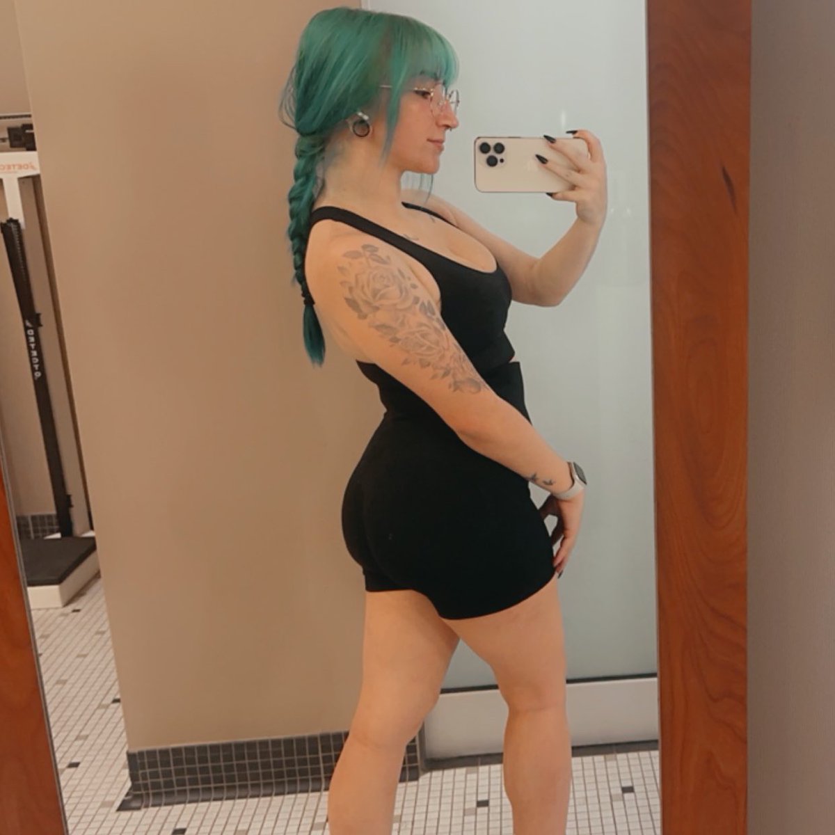 Feels good being back at the gym after vacation 🙌🏻