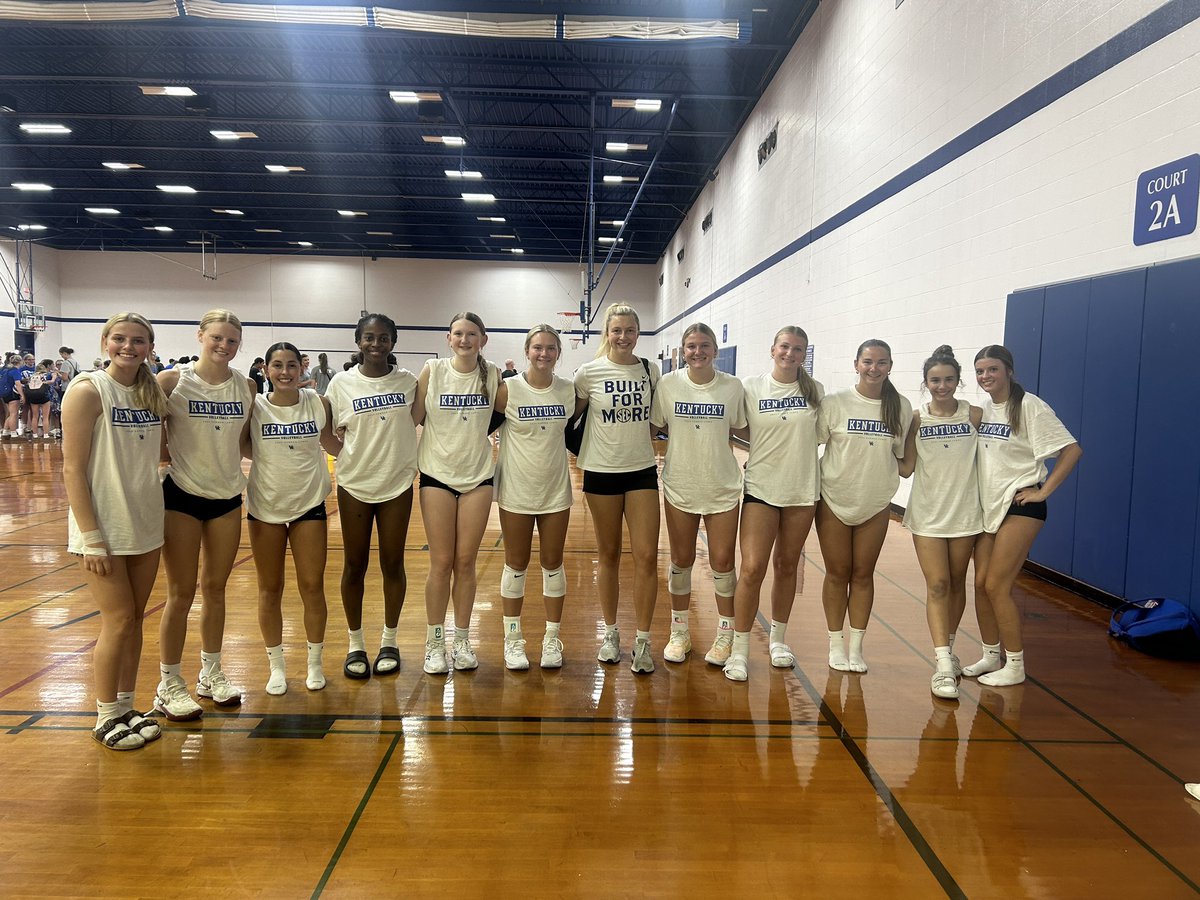 Linn-Mar Volleyball tweet media