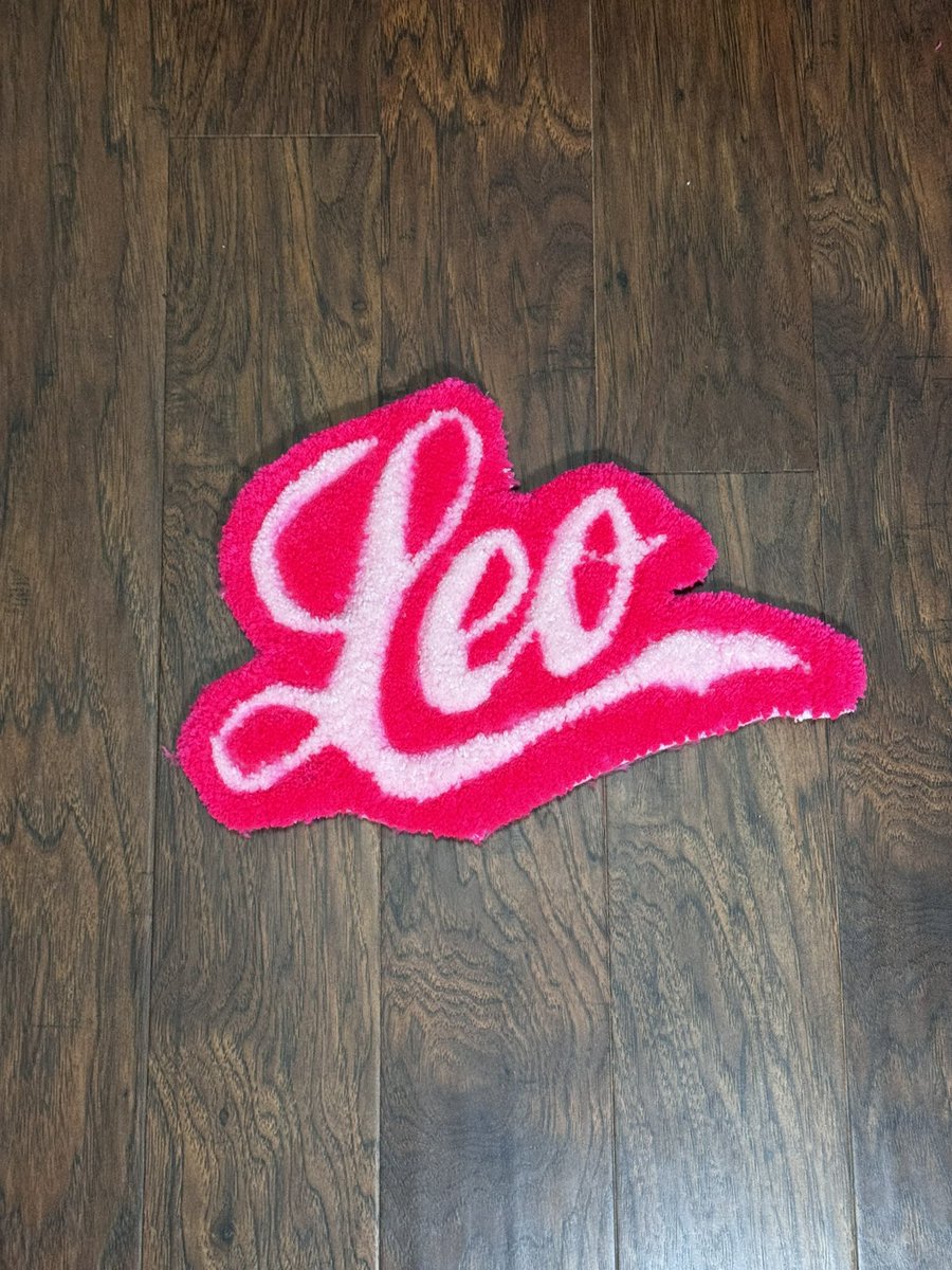 saucellinasuave's tweet image. New business endeavor‼️I make custom rugs now 🩷🧶 follow my rug page on IG @ tuftedbysauce