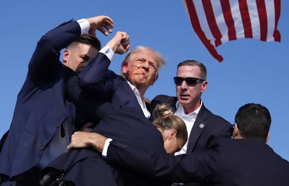 VosgesRenard100's tweet photo. @Trump_Fact_News "FIGHT, FIGHT, FIGHT!"
#Trump
#TrumpIsTheMan https://t.co/0Wly5NLnJx