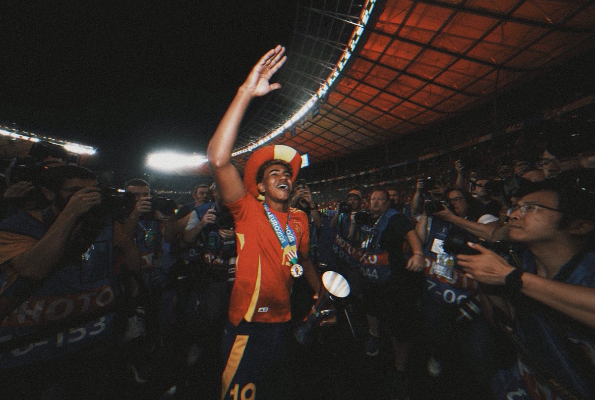 Football Moments That Go Hard (@iconicfutboi) on Twitter photo 