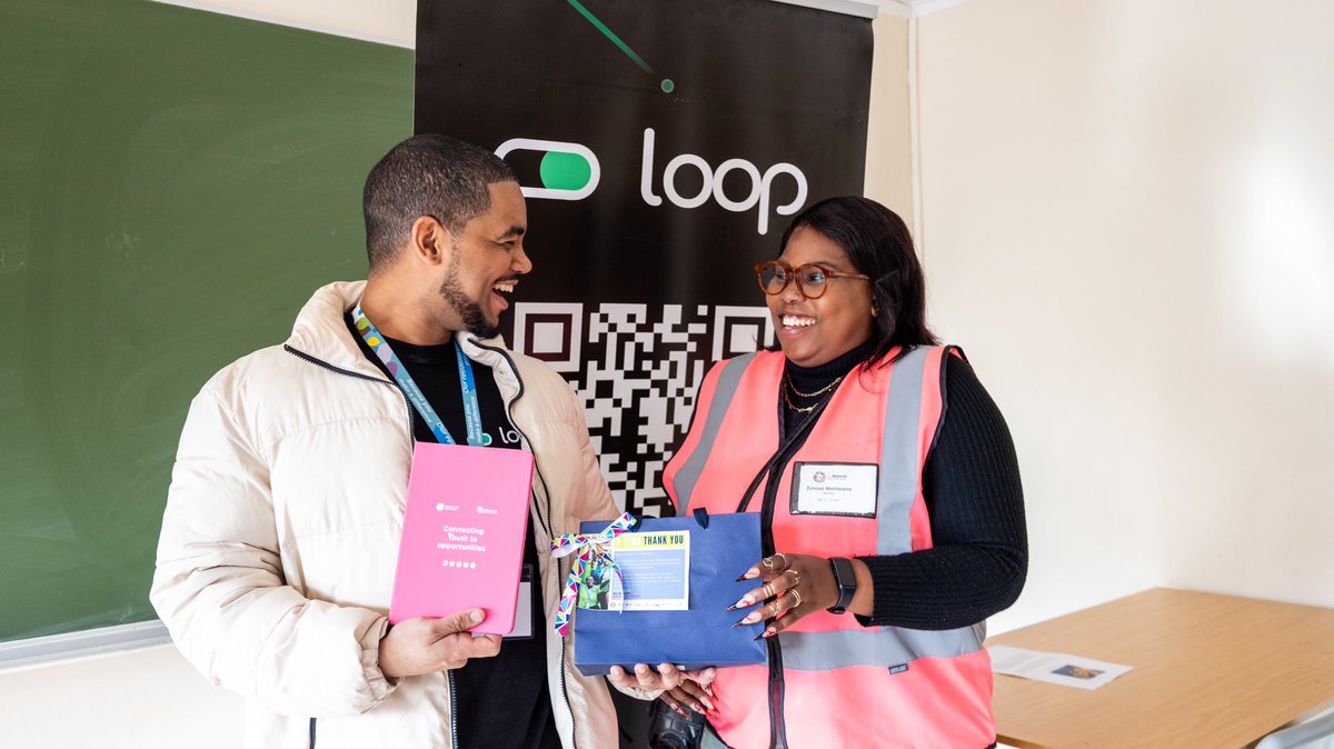 looptaxiapp's tweet photo. Just in case you missed our exciting day @YearBeyond where youth got to engage with professionals from diverse fields, gain insights into their working worlds, and be inspired this Friday past 🚐💨 .

#Loop #YearBeyond https://t.co/u1QHbZmTk9