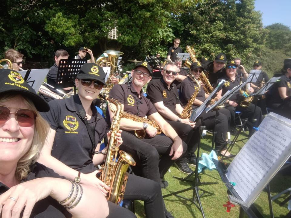 Sun screen and ice cream for a proper summer park gig 😎 <a href="/MalahideCastleG/">Malahide Castle & Gardens</a> <a href="/Fingalcoco/">Fingal County Council</a>