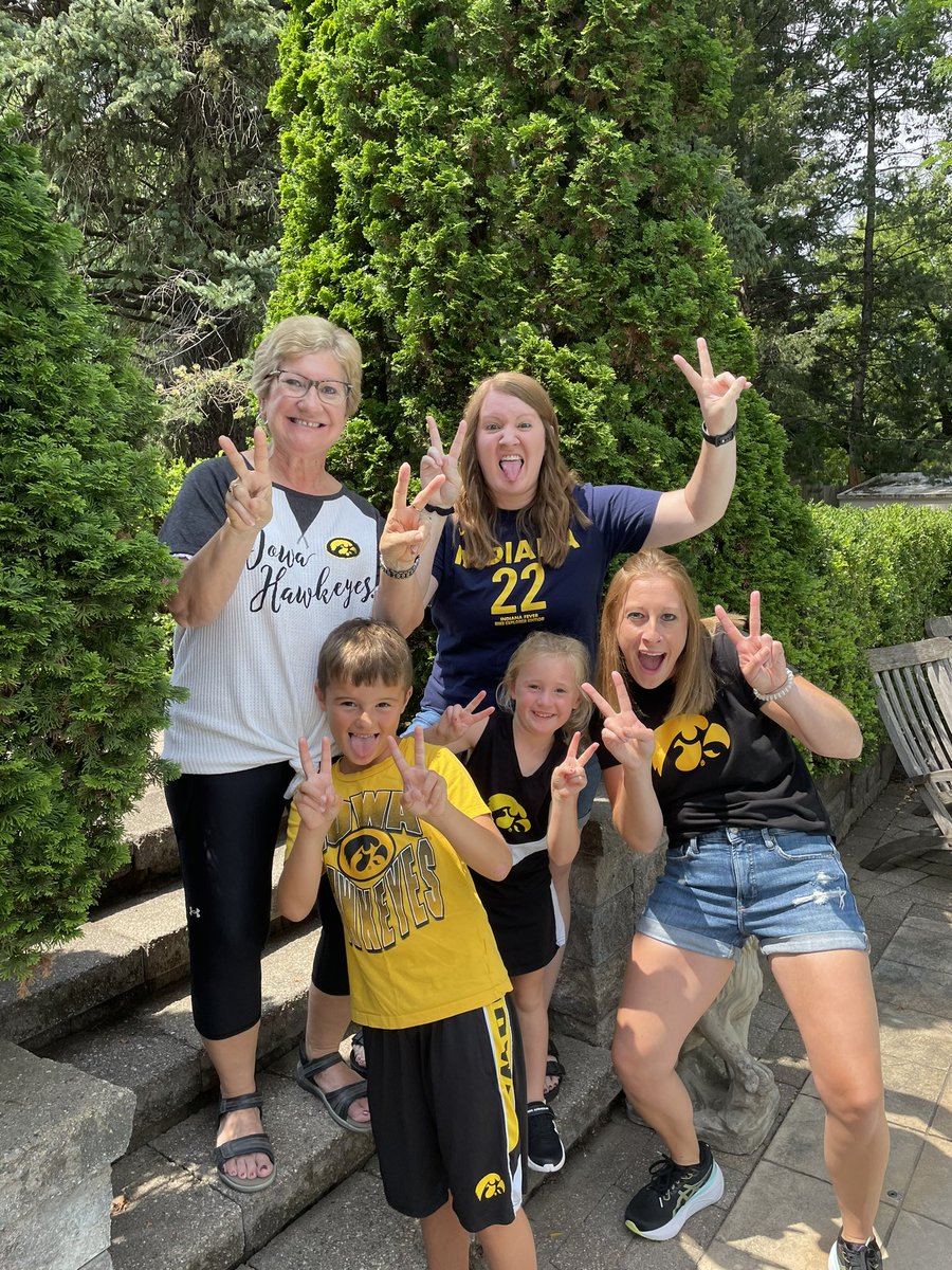 annwimmer's tweet photo. @WNBAFocus Caitlin Fan Club is in the house #22 https://t.co/ViMbEmn2bk