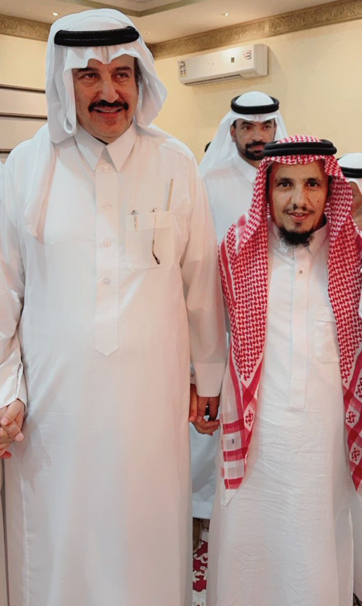 benbeses4law's tweet image. سعدتُ هذا المساء بمقابلة صاحب السمو الأمير: سعود بن محمد بن سعود الكبير آل سعود وسمو ابنه: محمد. وفقهما  الله.