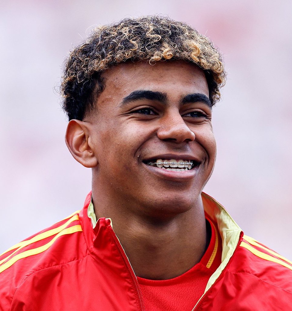 centregoals's tweet image. 🚨🚨| 𝐑𝐄𝐂𝐎𝐑𝐃: Two teenagers, Kobbie Mainoo and Lamine Yamal, are starting in the Euro final for the first time ever. 🌟