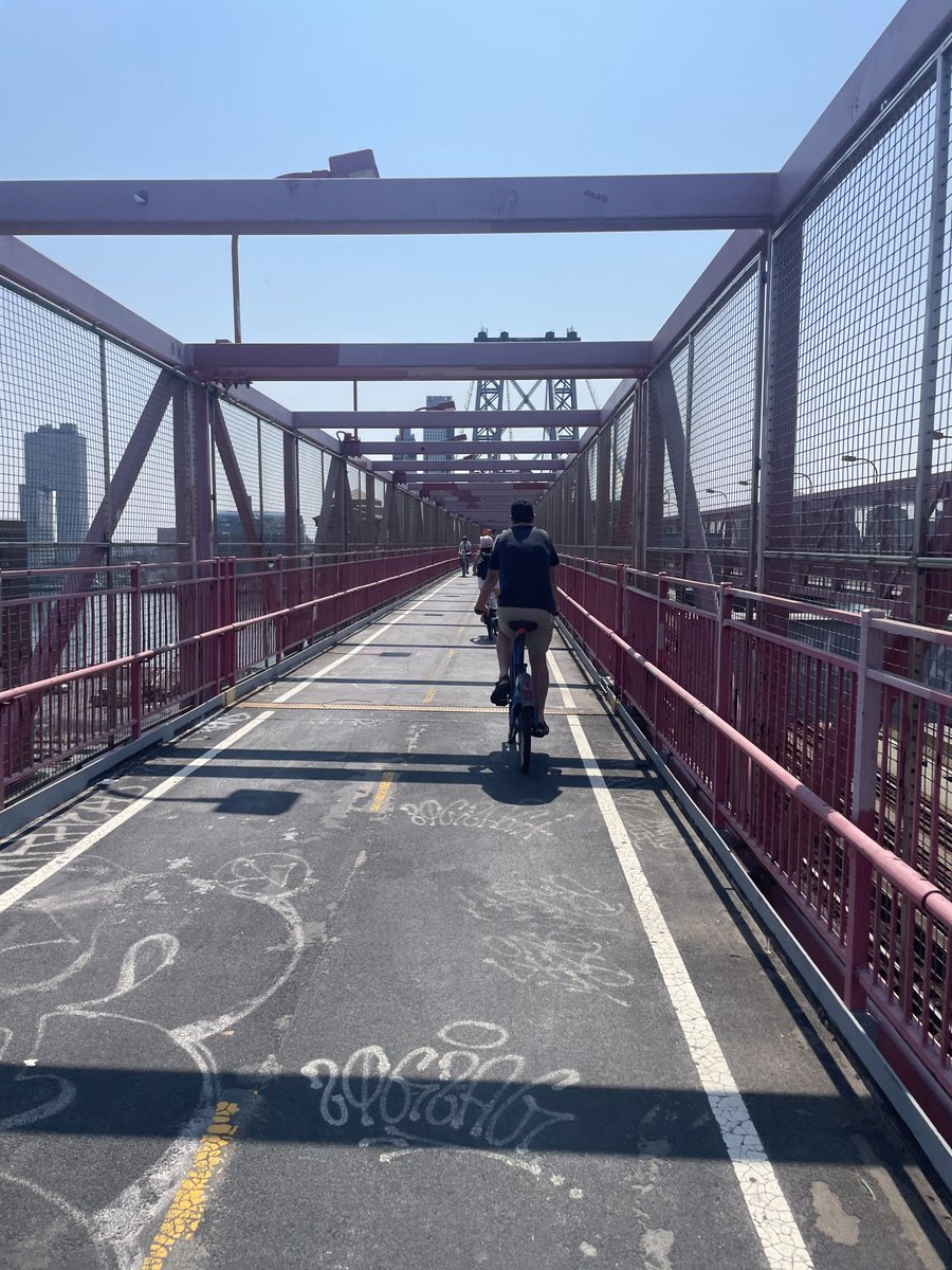 Totally sold on cycling around NYC - the bikes, the lanes, the ease.