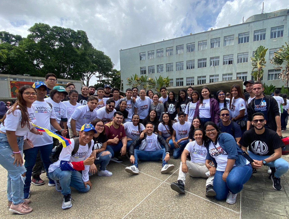 Estamos a 14 dias de derrotar electoralmente al peor gobierno de  nuestra historia.

Hoy desde la UCV junto a nuestra <a href="/JAD_Venezuela/">Juventud de AD</a> dijimos con fuerza que queremos un gobierno que nos permita a los jóvenes emanciparnos y progresar en democracia.