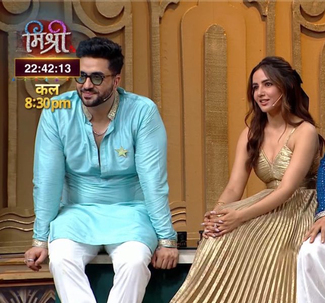 Jaslyxmuyabi's tweet photo. Ayeee Hayeee meri do anmal Ratan 🥹😚🫶

#JasminBhasin #AlyGoni #JasLy #JasLyians #JasLyForever https://t.co/ULXQUot99i