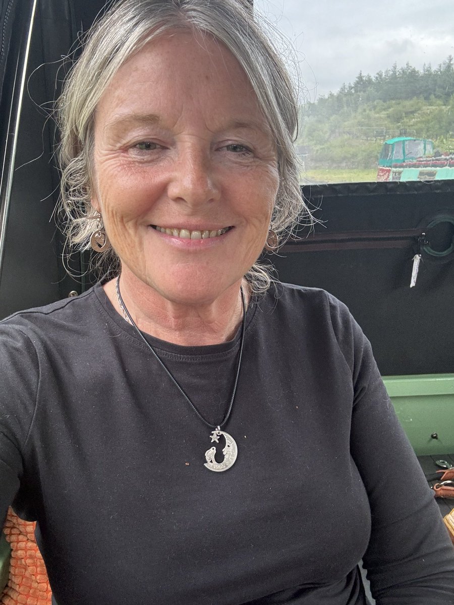 maxinekbrown's tweet photo. Absolutely love my new necklace that Steven has made me. You can’t beat personal unique pieces. ❤️
#handmade
#necklace
#coinjewellery https://t.co/ylHHbinsU0