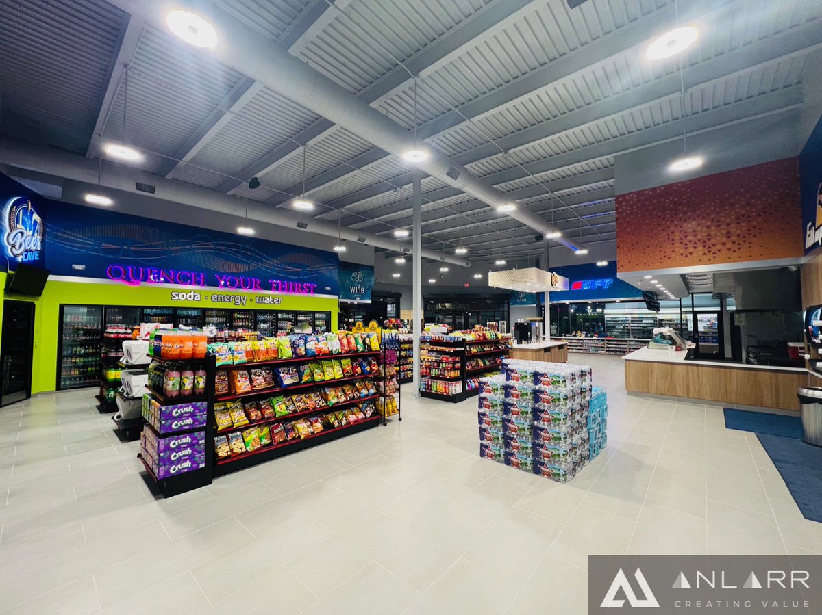 anlarrteam's tweet photo. Finished with another 10,000 sqft, Mr Express C store at Houston, Tx 
#newconstruction#cstore https://t.co/QRxTRNZEb1