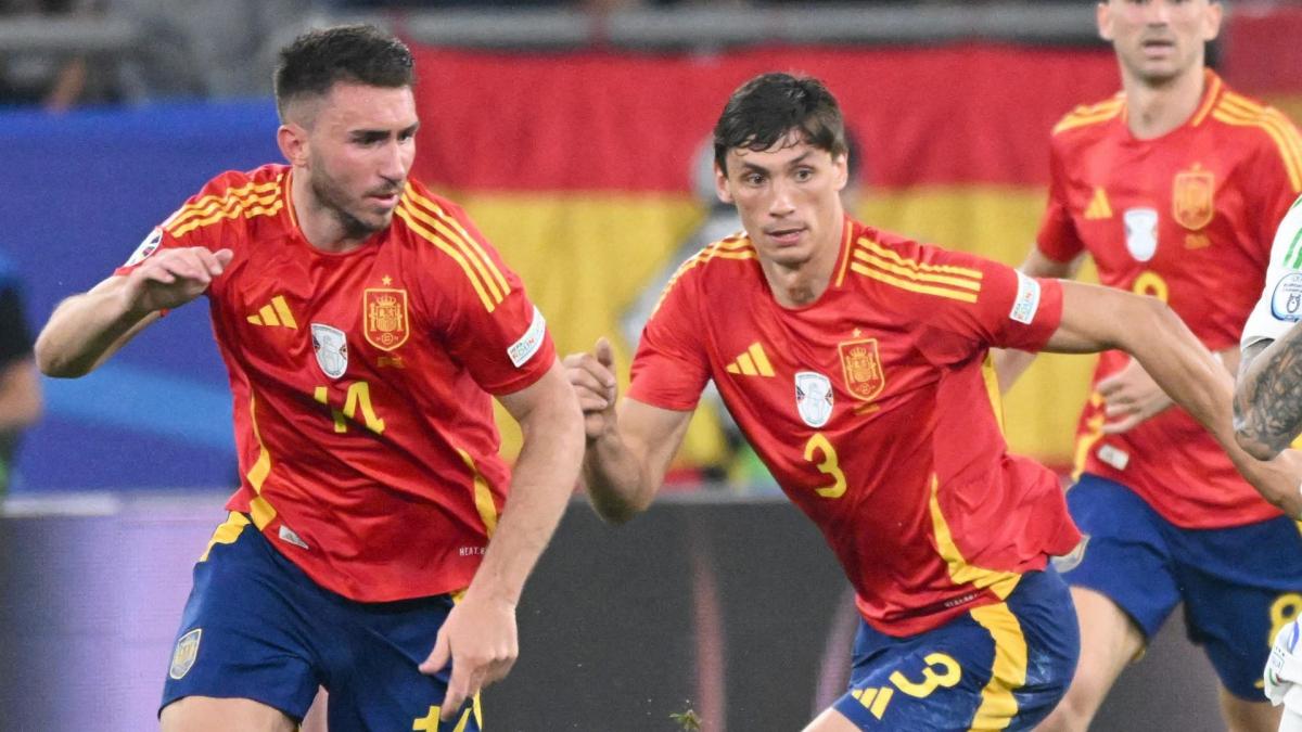 Laporte et Le Normand (partenaires de charnière centrale) se parlent en français vous pensez quand ils communiquent entre eux 2 uniquement ? #Eurocopa2024 #ESPANG