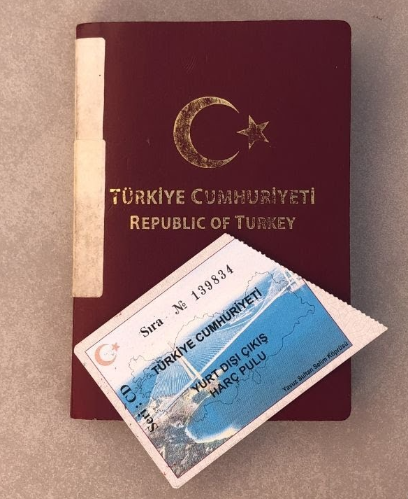 TBMM’ye, ‘Yurtdışı Çıkış Harcı’ uygulamasının Anayasa'da yer alan seyahat özgürlüğünü ihlal ettiği gerekçesiyle kaldırılması için kanun teklifi verildi.