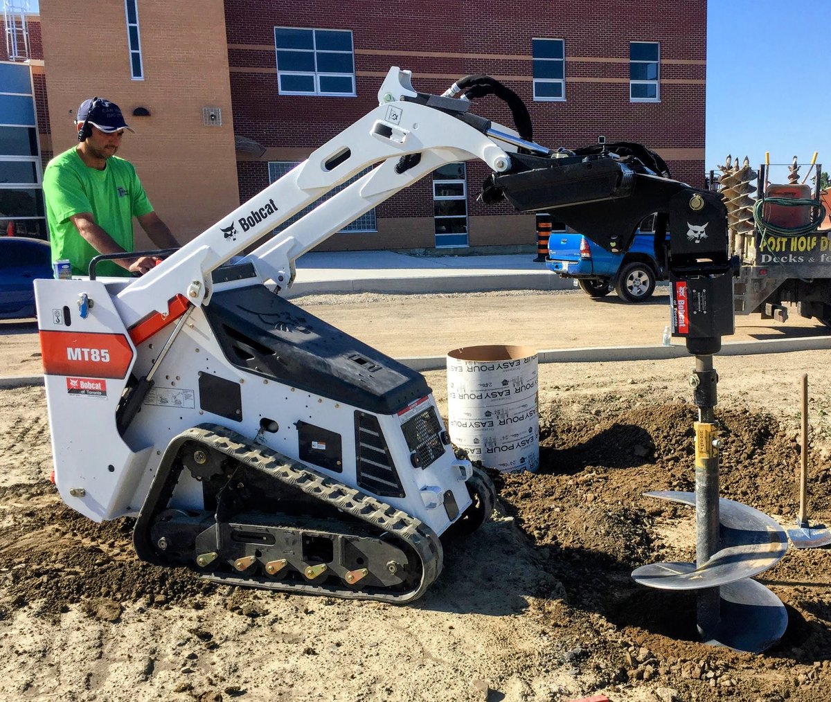 PHDiggers's tweet photo. Need holes dug in the GTA but don't know where to start? Avoid the hassle and risk, call us today!

We'll handle all your post hole needs, from deck and fences to helical piles and more! Let us do the hard work for you!💪

Get a FREE ESTIMATE! :
🌐 https://t.co/yfugS0mRUC https://t.co/ogD3QgQFmY