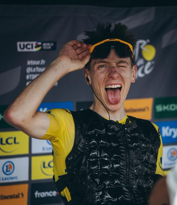 If you showed your non-cycling friends this picture and told them this is one of the greatest cyclists of all time, they wouldn't believe you. 

📷 Alen Milavec